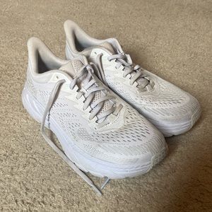 Women’s Hoka Clifton 7 White Size 9
